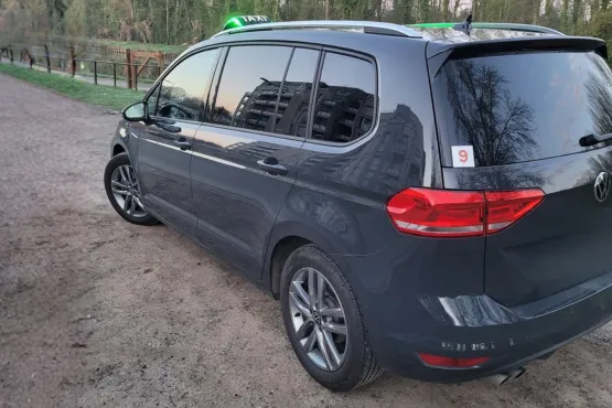 reservation en ligne chauffeur taxi cambrai